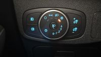 Ford Focus 1.5 EcoBlue 120ch Titanium — photo 23