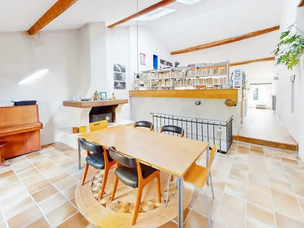 Maison 6 pièces 197 m²