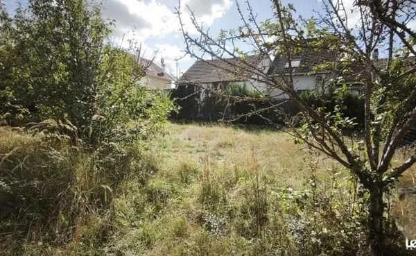 Terrain 475 m²