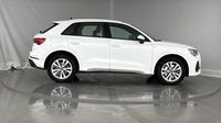 Audi Q3 45 TFSI e 245ch S line S tronic 6 — photo 4