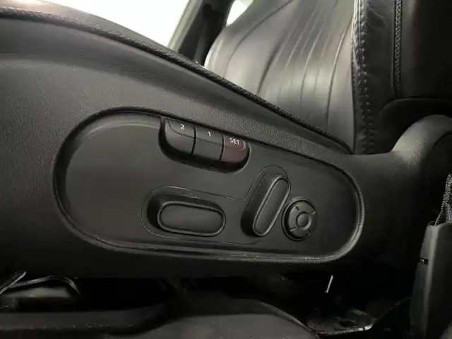 Mini Countryman cooper se 125ch + 95ch edition premium plus all4 bva6 — photo 14