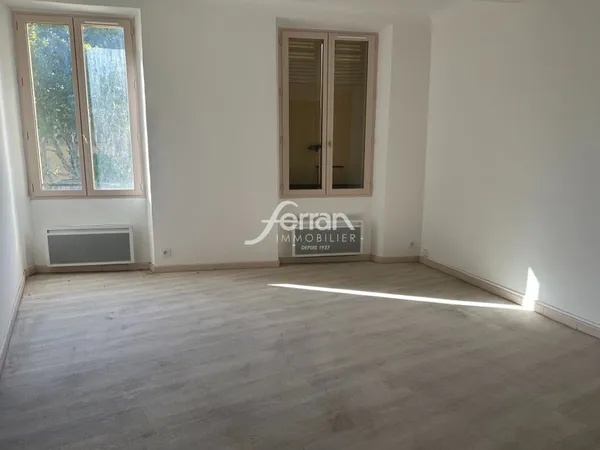 Studio 1 pièce 37 m²