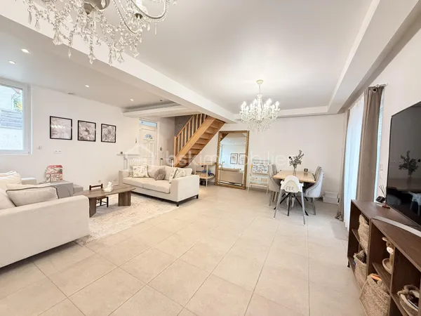 Maison 5 pièces 135 m²