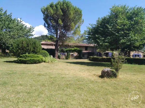 Maison 12 pièces 450 m²
