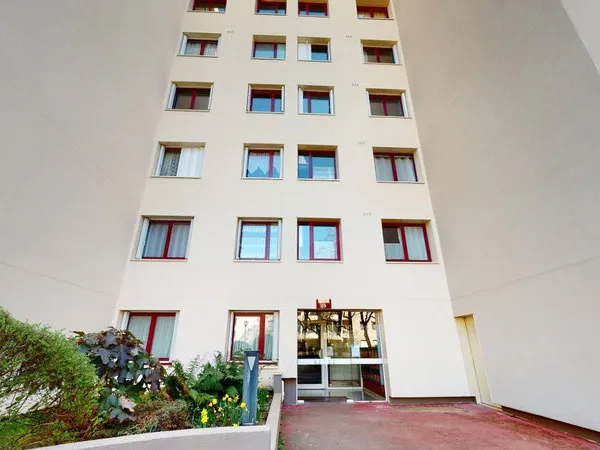 Colocation à Montigny-le-Bretonneux : Appartement