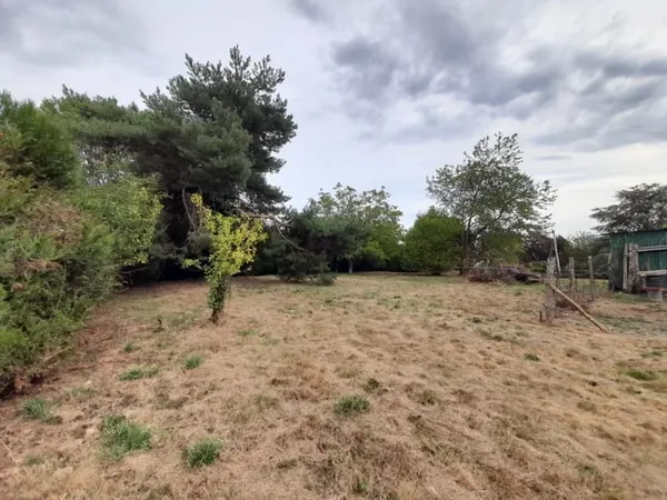 Terrain 1521 m²