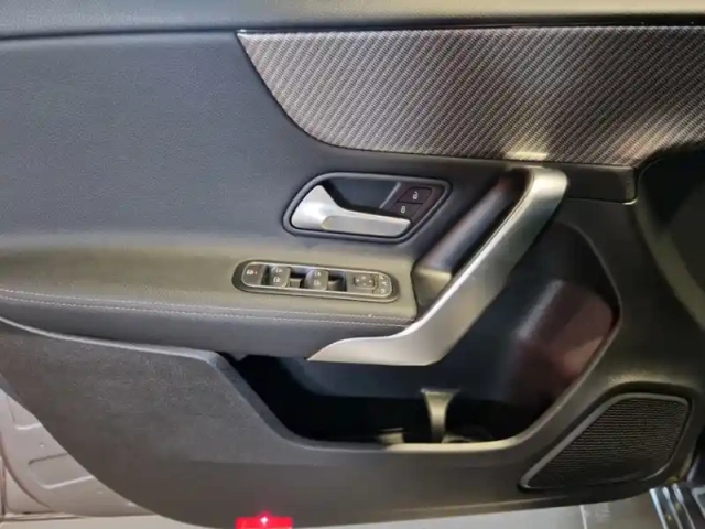 Mercedes Classe A 180 business line — photo 36