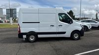 Renault Master F3300 L1H2 2.3 Blue dCi 135ch Confort Euro6 — photo 4