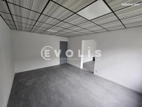 Bureaux 123 m²