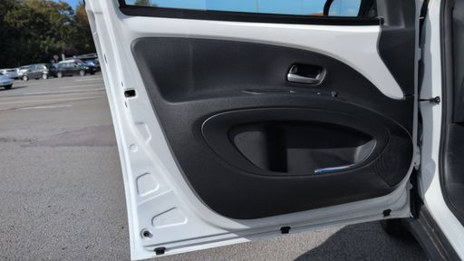 Toyota Aygo X 1.0 VVT-i 72 BVA5 - Dynamic – 2025 – 2454 km – Essence – Boîte Automatique — photo 22