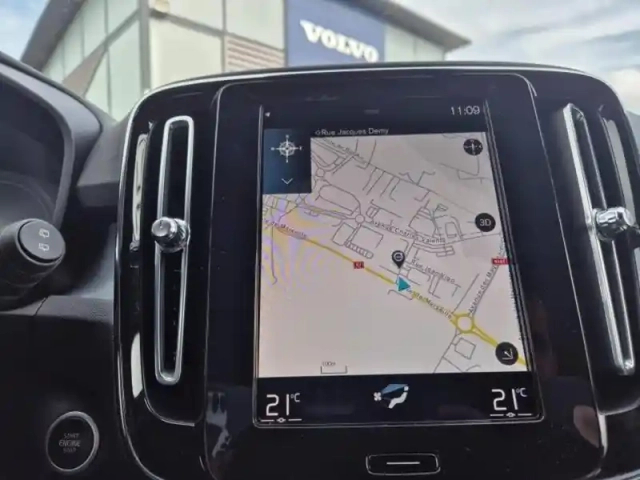 Volvo Xc40 t4 recharge 129 + 82ch inscription business dct 7 — photo 15