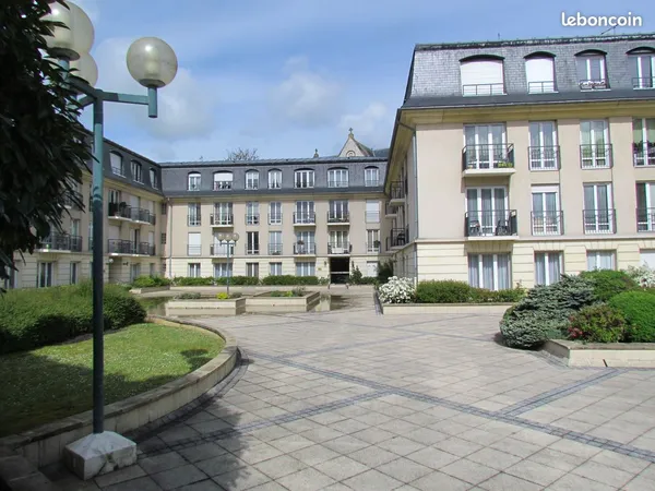 Trés beau studio 31m2 Fontainebleau