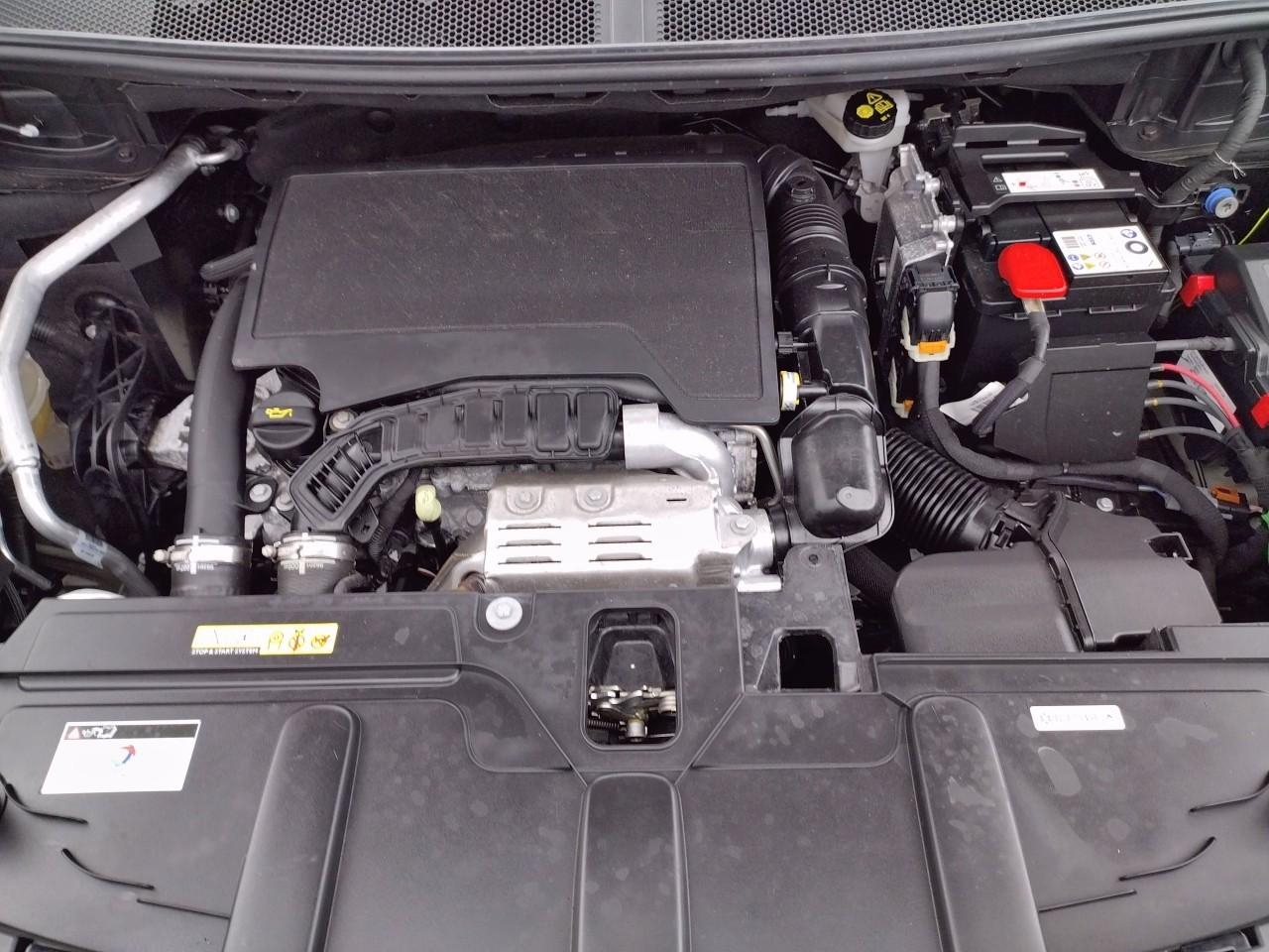 Peugeot 3008 puretech 130ch s&s eat8 gt — photo 15
