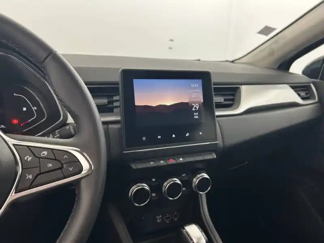 Renault Captur e-tech 145 - 21 — photo 21