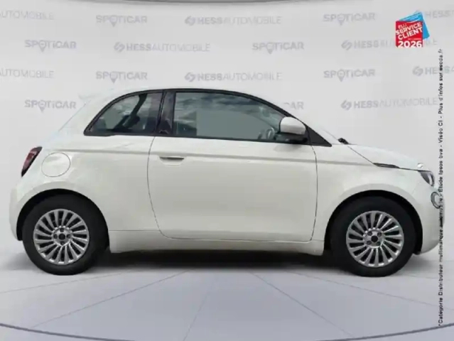 Fiat 500 e 95ch action — photo 4