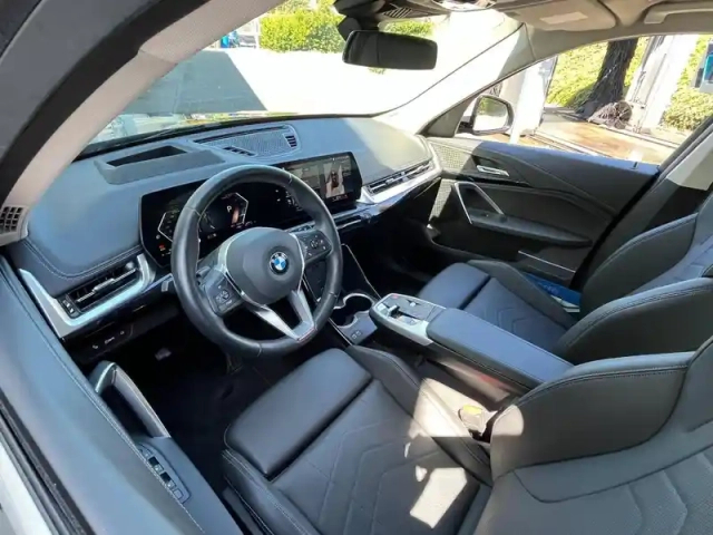 Bmw X1 sdrive18d 150ch xline — photo 29