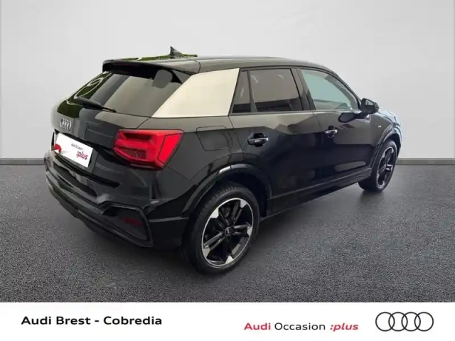 Audi Q2 35 tfsi 150ch s line s tronic 7 — photo 4