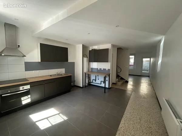 Maison T5 avec cour