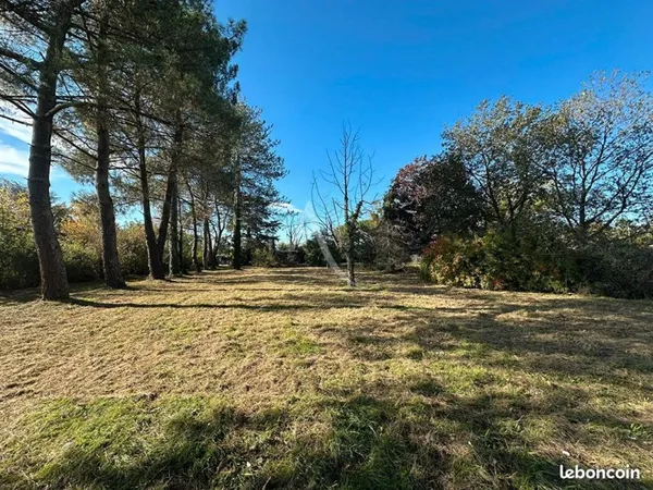 Terrain 737 m² BUZET SUR TARN