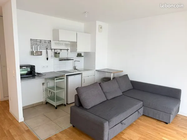 Studio BBC spacieux lumineux terrasse+ parking