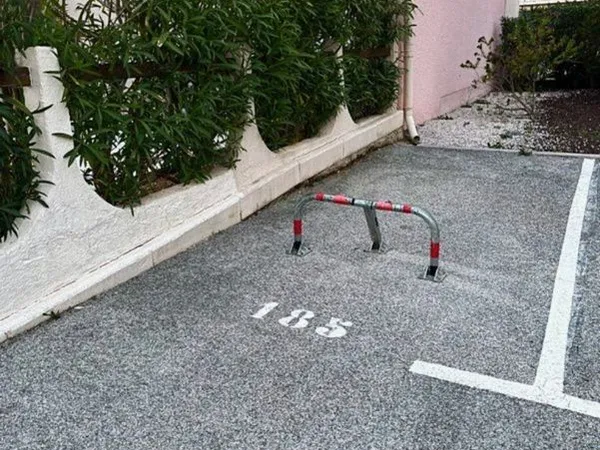 Location place de parking à La Londe les Maures