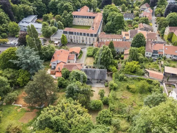Maison 7 pièces 210 m²