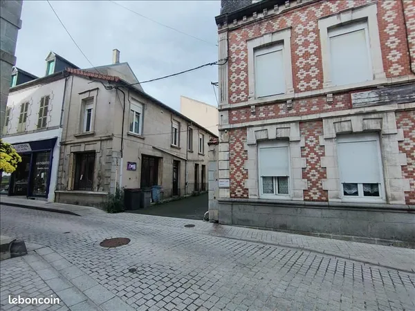 Immeuble 631 m²