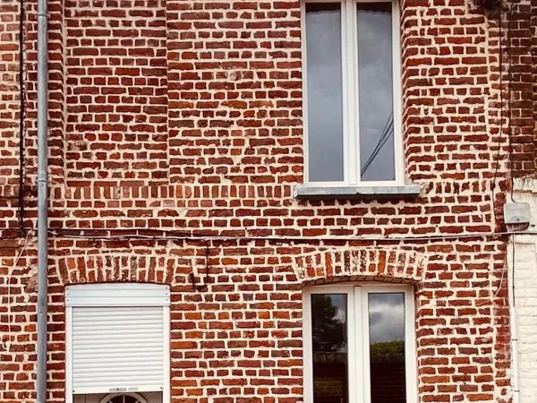 MAISON DE VILLE 3 CHAMBRES JARDIN