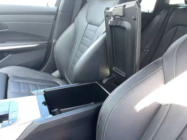 Bmw Serie 3 touring 330e xdrive 292 ch bva8 — photo 18