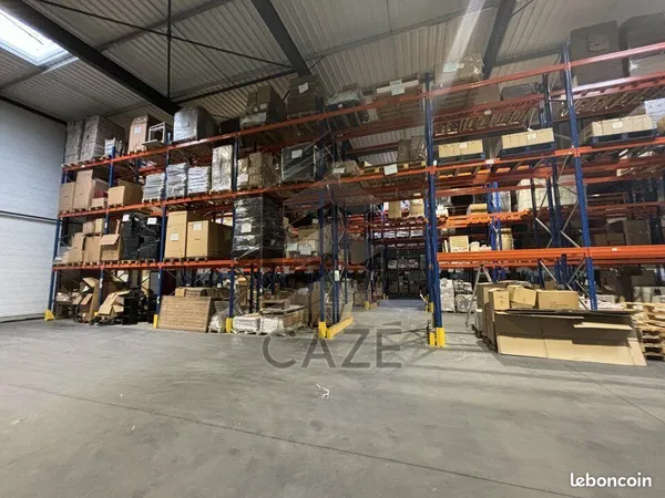 Local 1643 m² Saint-Magne-de-Castillon