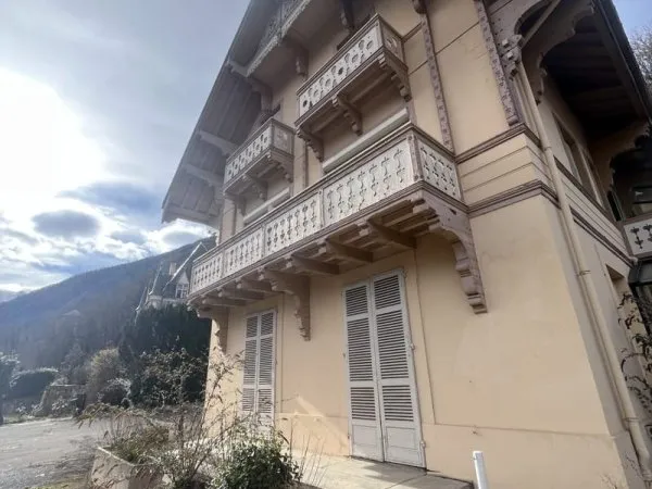 Opportunité d'investissement - Ensemble Immobilier - Bagnères-