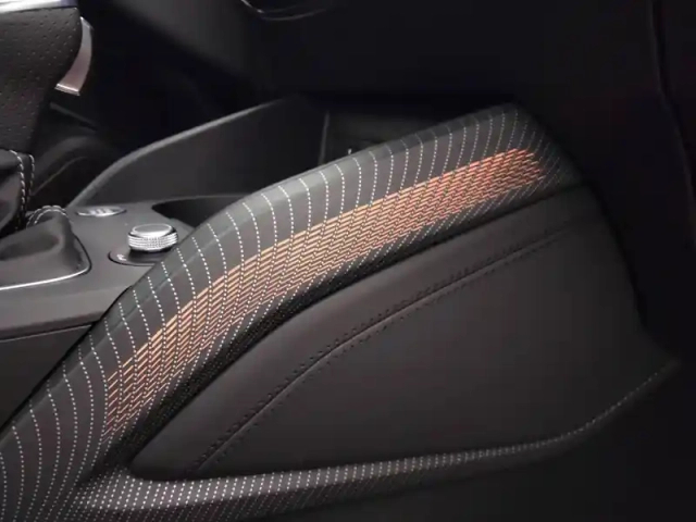 Audi Q2 35 tfsi 150 s tronic 7 — photo 19