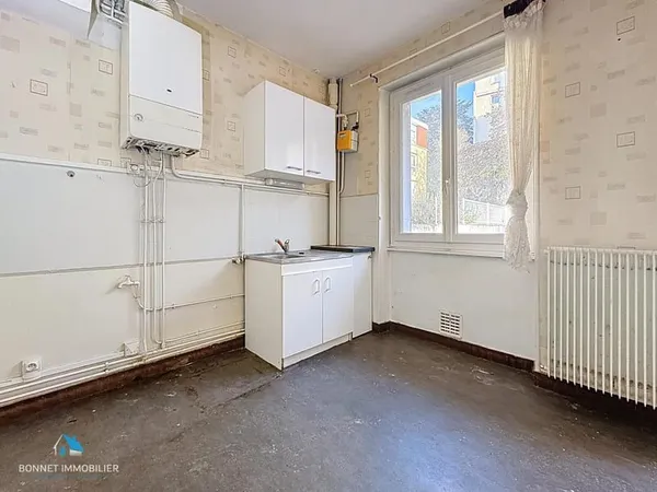 T2 à rénover entièrement