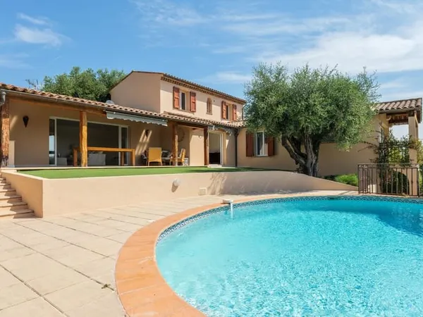EXCLUSIVITE : Villa 165m2 avec vue mer à Tourrettes sur Loup