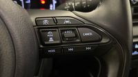 Toyota Yaris 116h Design 5p MY22 — photo 25