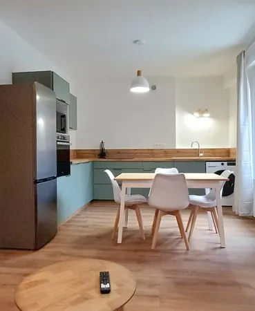 Appartement meublé, refait à neuf, en hyper centre