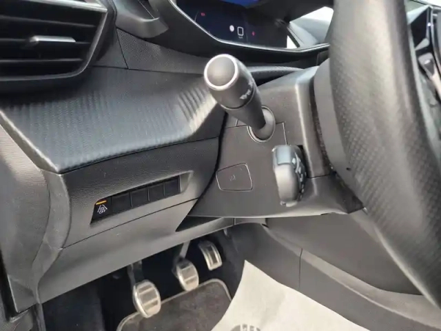 Peugeot 2008 puretech 130 s&amp;s bvm6 — photo 39