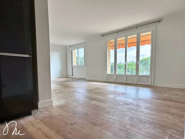 Appartement 4 pièces 93 m²