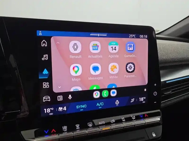 Renault Megane e-tech 220 ch autonomie confort gsr2 — photo 104