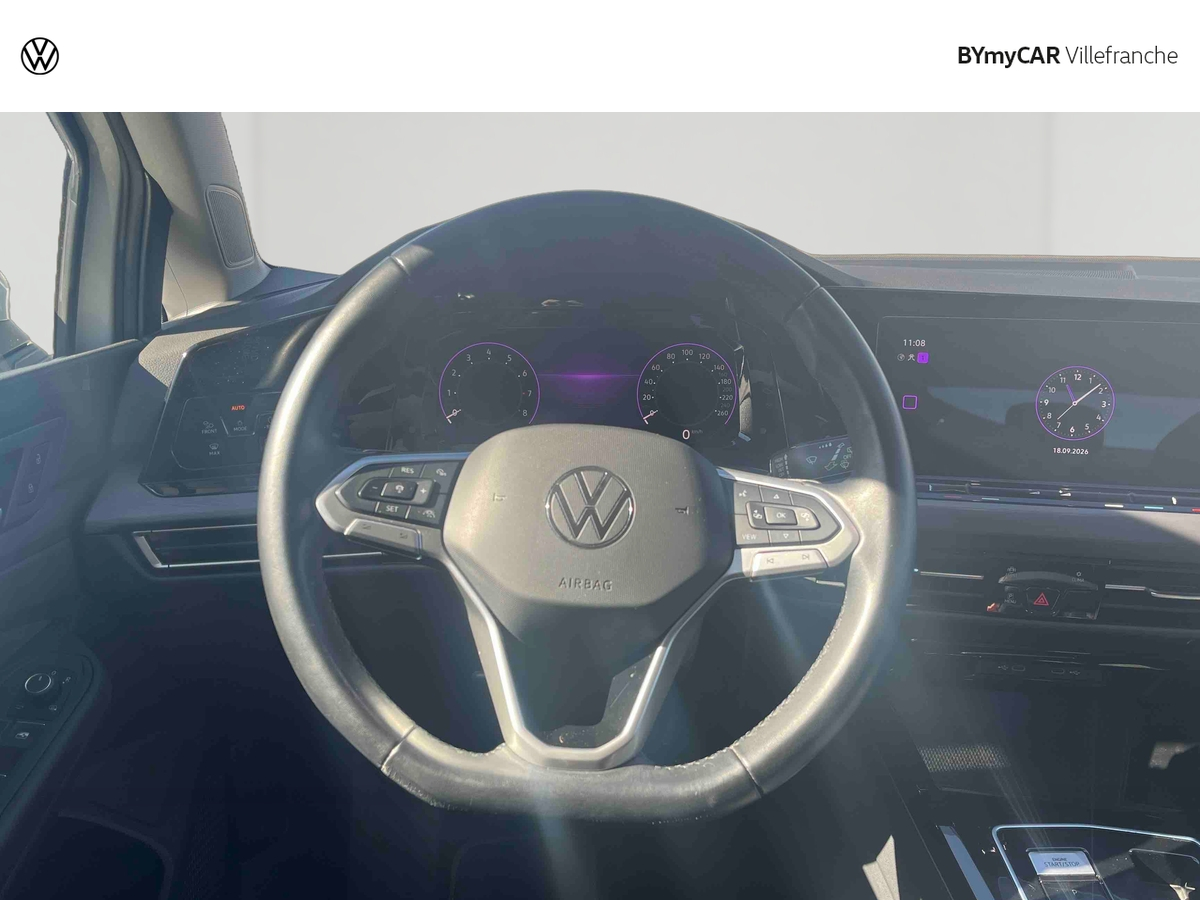 Volkswagen Golf 1.5 eTSI OPF 130 DSG7 — photo 10