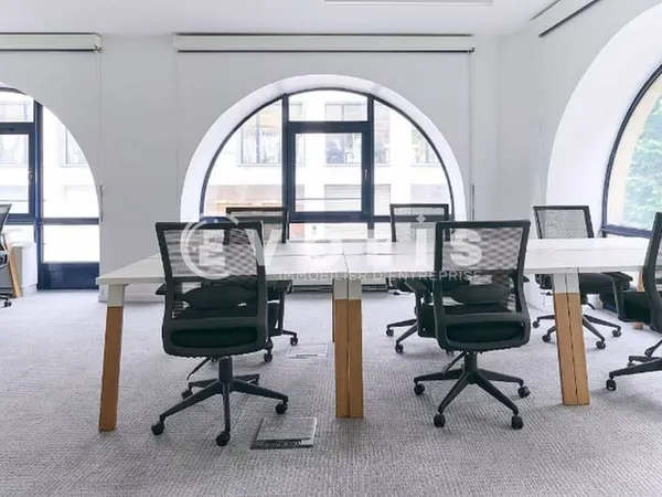 Bureaux 278 m²