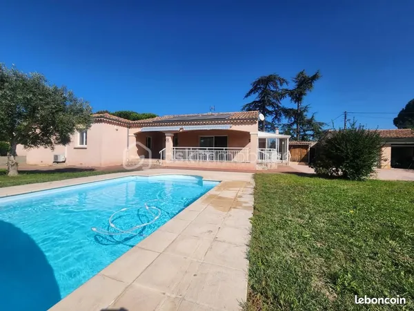 Villa 7 pièces 174 m²