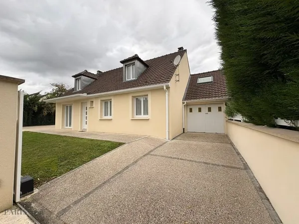 Pavillon familial de 6 chambres - Gressy