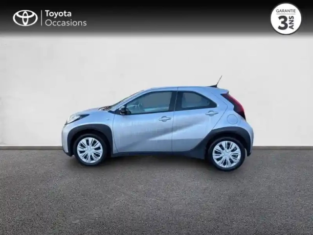 Toyota Aygo X 1.0 vvt-i 72ch dynamic my23 — photo 3