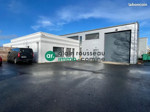 Bureaux 475 m² Le Plessis-Grammoire