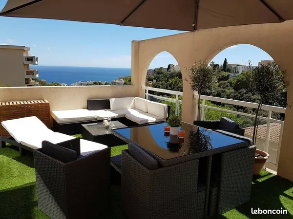 2 piéces meublé avec magnifique terrasse de 25 m2
