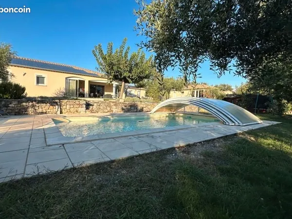 Maison plein pied 198m2
