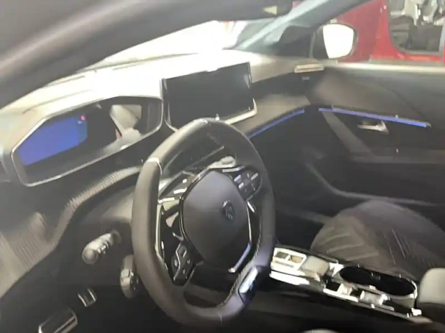 Peugeot 208 electrique 156 ch 54 kwh — photo 7