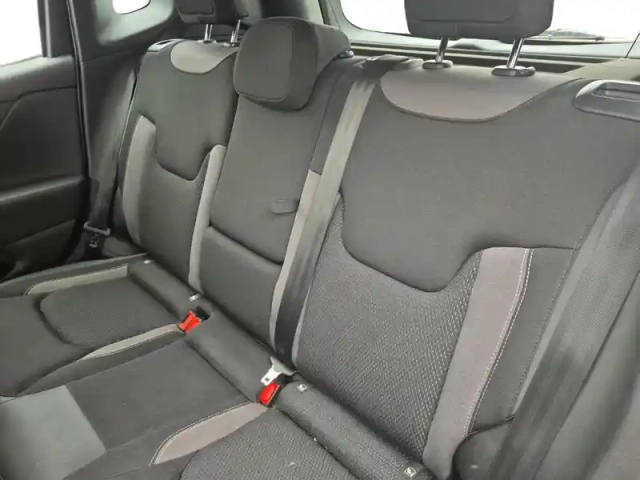 Jeep Renegade 1.3 turbo t4 190ch phev 4xe limited bva6 eawd — photo 14