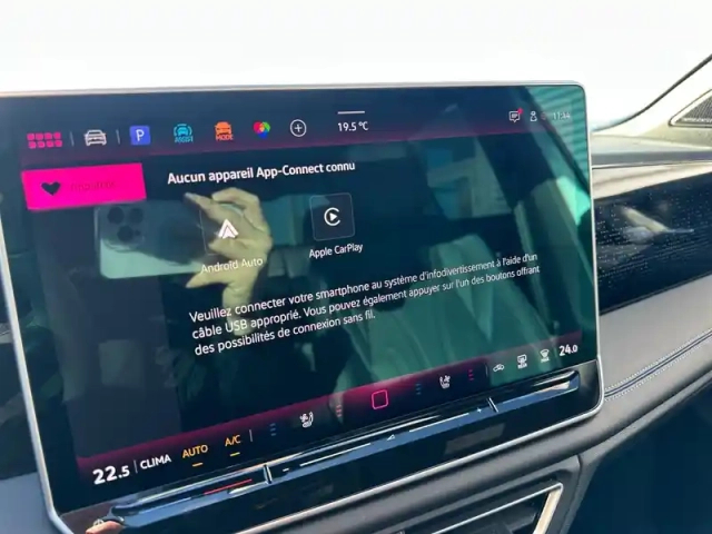 Volkswagen Tiguan 1.5 ehybrid 204ch dsg6 — photo 22